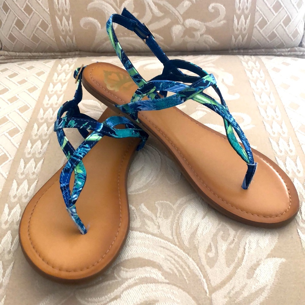 NWT Fergalicious Sunday Blue Floral Sandals SZ 6.5 - Picture 2 of 4